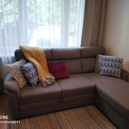 Jakobi Guest * تالين